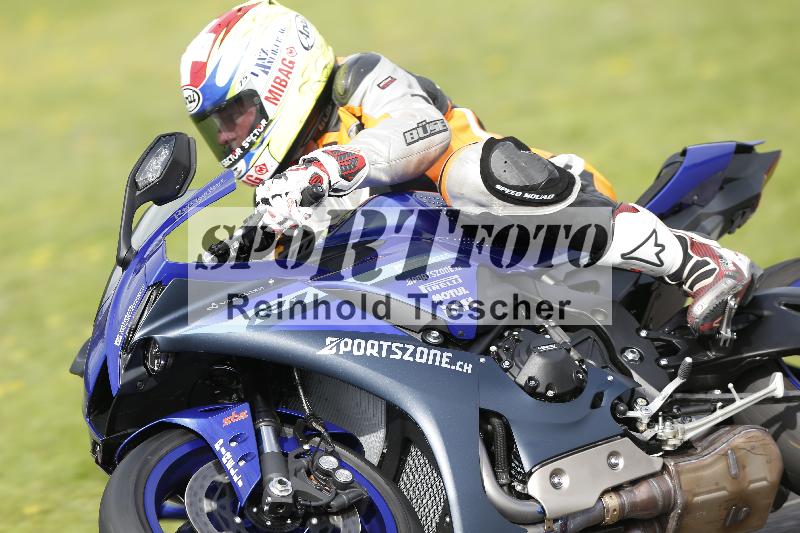 /Archiv-2025/53 16.09.2025 Track Day Domi Aegerter ADR/Gruppe rot/ohne